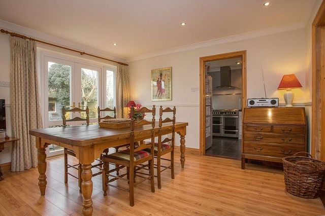  Image of 4 bedroom Detached house for sale in Havant Road Emsworth PO10 at Havant Road  Emsworth, PO10 7LF