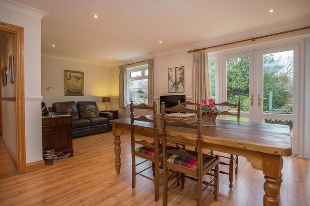  Image of 4 bedroom Detached house for sale in Havant Road Emsworth PO10 at Havant Road  Emsworth, PO10 7LF