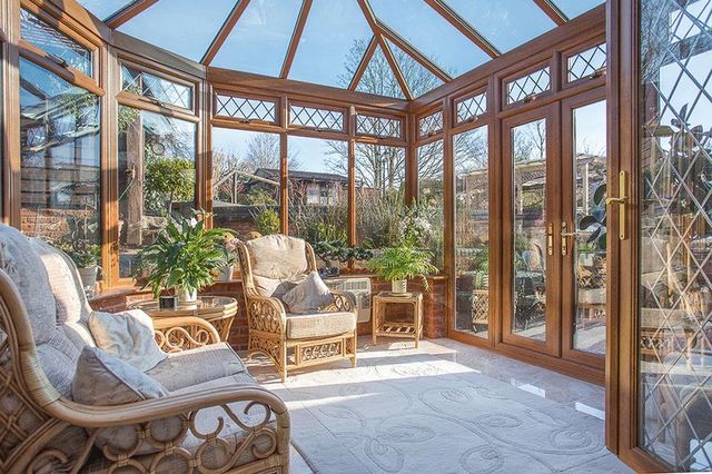  Image of 4 bedroom Detached house for sale in Havant Road Horndean Waterlooville PO8 at Havant Road Horndean Waterlooville, PO8 0DP