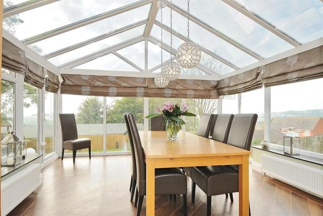  Image of 5 bedroom Detached house for sale in Haw Lane Yeadon Leeds LS19 at Yeadon Leeds Yeadon, LS19 7XQ