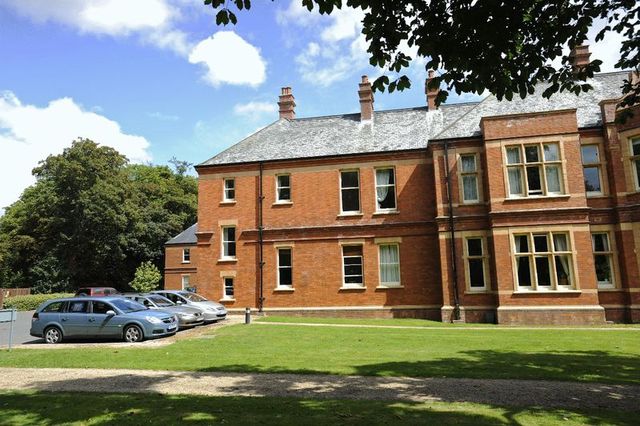  Image of 2 bedroom Flat for sale in Hawthorn Road Charlton Down Dorchester DT2 at Hawthorn Road Charlton Down Dorchester, DT2 9XA