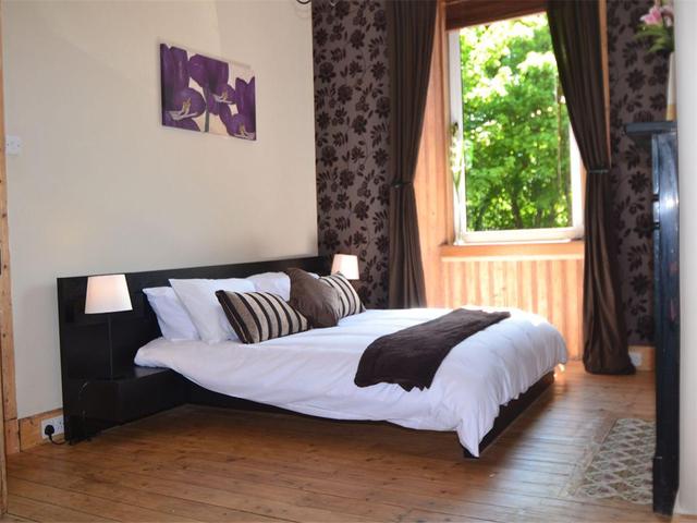  Image of 1 bedroom Flat to rent in Hawthornvale Edinburgh EH6 at Newhaven Edinburgh Edinburgh, EH6 4JN