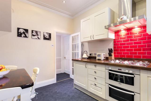  Image of 1 bedroom Maisonette for sale in Hazelwood Lane London N13 at Hazelwood Lane London London, N13 5HF