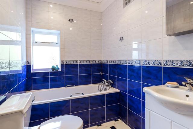  Image of 1 bedroom Maisonette for sale in Hazelwood Lane London N13 at Hazelwood Lane London London, N13 5HF