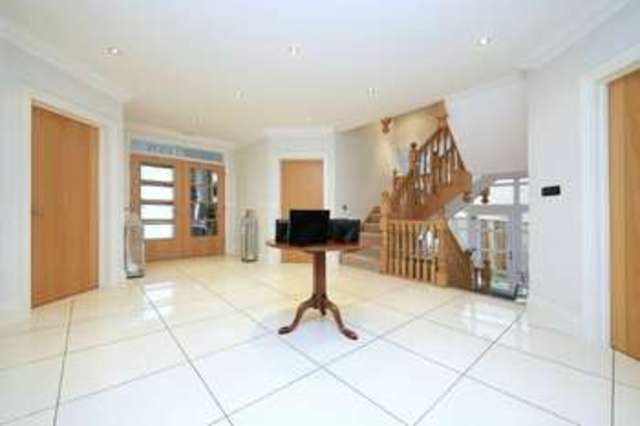  Image of 6 bedroom Detached house for sale in Hedgeside Road Northwood HA6 at Northwood, HA6 2NX