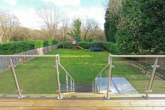  Image of 6 bedroom Detached house for sale in Hedgeside Road Northwood HA6 at Northwood, HA6 2NX