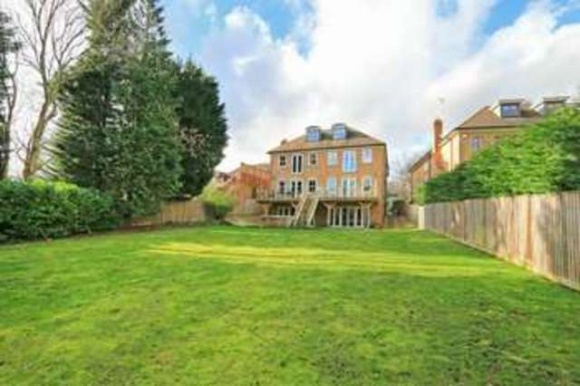  Image of 6 bedroom Detached house for sale in Hedgeside Road Northwood HA6 at Northwood, HA6 2NX