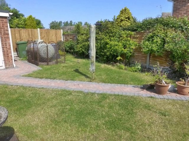  Image of 3 bedroom Detached house for sale in Meadow Rise Hemsby Great Yarmouth NR29 at Meadow Rise Hemsby Great Yarmouth, NR29 4HB