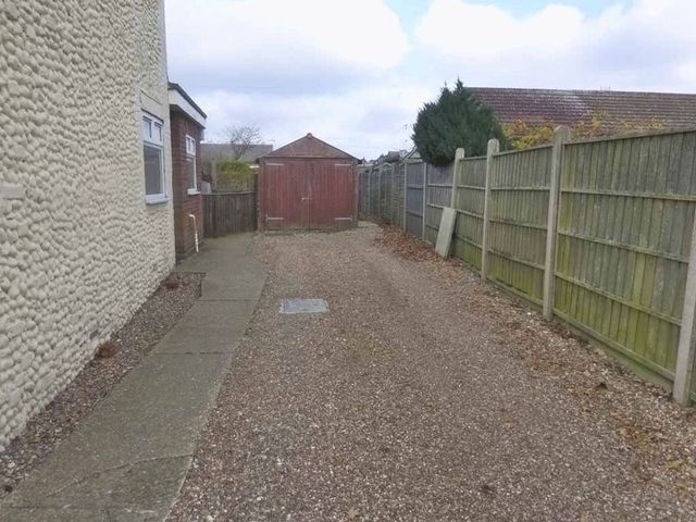  Image of 2 bedroom Terraced house for sale in Common Road Hemsby Great Yarmouth NR29 at Common Road Hemsby Great Yarmouth, NR29 4NA
