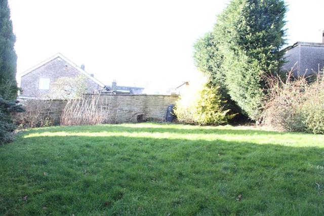  Image of 4 bedroom Detached house for sale in Henley Close Rawdon Leeds LS19 at Rawdon Leeds Rawdon, LS19 6QB