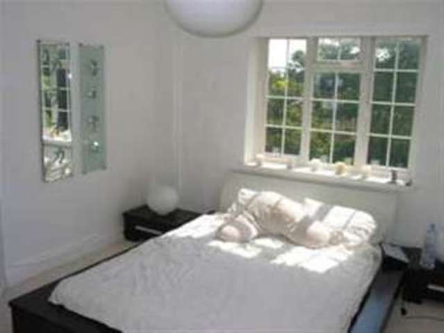  Image of 2 bedroom Apartment for sale in Sudbury Hill Harrow-on-the-Hill Harrow HA1 at Harrow on the Hill, HA1 3RT
