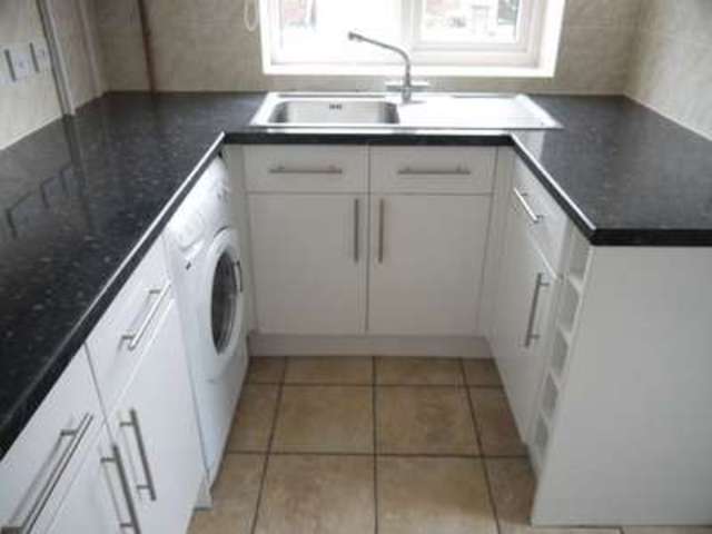  Image of 3 bedroom Terraced house to rent in Heron Square Eastleigh SO50 at Heron Square  EASTLEIGH, SO50 9JD