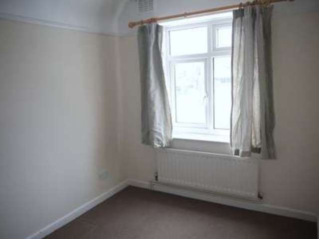  Image of 3 bedroom Terraced house to rent in Heron Square Eastleigh SO50 at Heron Square  EASTLEIGH, SO50 9JD