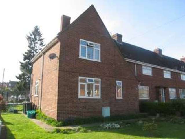  Image of 3 bedroom Terraced house to rent in Heron Square Eastleigh SO50 at Heron Square  EASTLEIGH, SO50 9JD