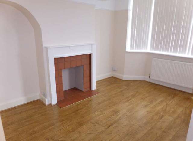  Image of 3 bedroom Detached house to rent in Herschel Crescent Littlemore Oxford OX4 at Herschel Crescent Cowley Oxford, OX4 3TX
