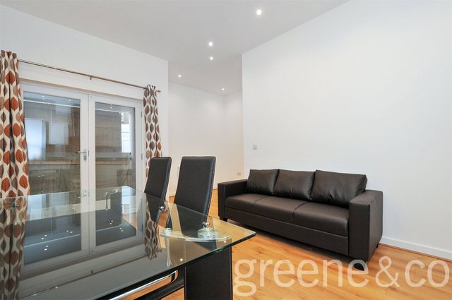  Image of 3 bedroom Flat to rent in Hewison Street London E3 at London  Old Ford, E3 2HZ