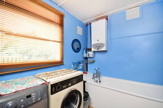  Image of 4 bedroom Detached house for sale in Heyworth Road London E5 at Heyworth Road  Lower Clapton, E5 8DR