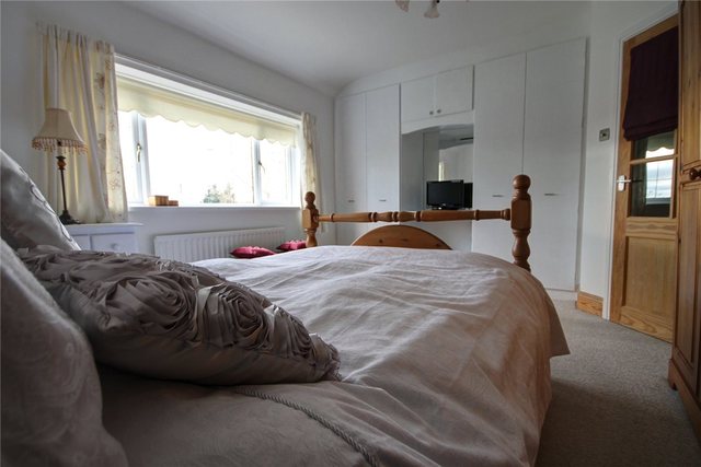  Image of 2 bedroom Terraced house for sale in High Grange Crook DL15 at Crook County Durham Houghton Bank, DL15 8AS