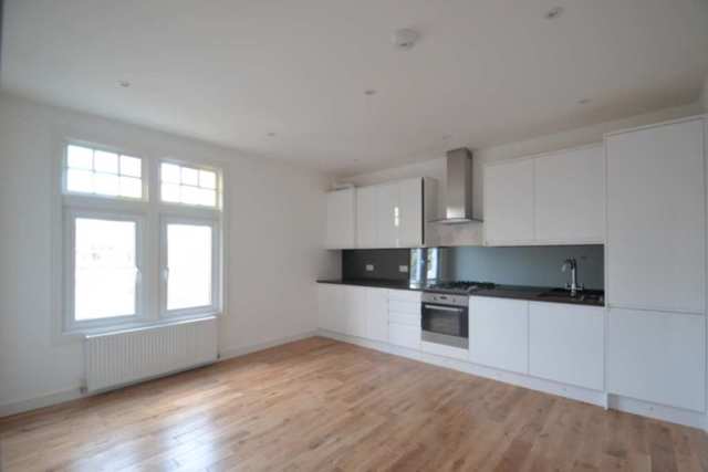  Image of 1 bedroom Flat to rent in High Street London W3 at High Street Acton  London, W3 6NG