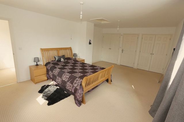  Image of 4 bedroom Detached house for sale in High Street Aldreth Ely CB6 at High Street  Aldreth, CB6 3PQ