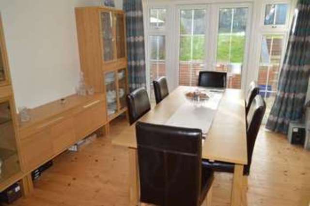  Image of 5 bedroom Detached house to rent in High Street Berkhamsted HP4 at High Street  Berkhamsted, HP4 2BX