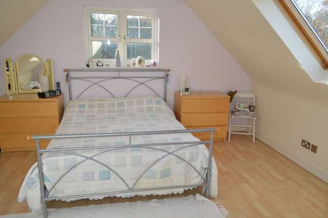  Image of 5 bedroom Detached house to rent in High Street Berkhamsted HP4 at High Street  Berkhamsted, HP4 2BX