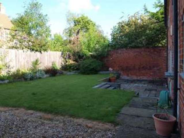  Image of 5 bedroom Detached house for sale in High Street Carlton-Le-Moorland Lincoln LN5 at High Street Carlton-le-Moorland Lincoln, LN5 9HT