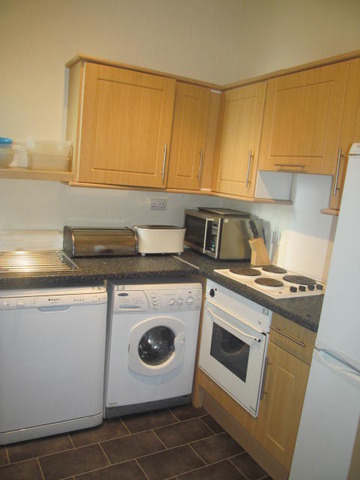  Image of 3 bedroom Flat to rent in High Street Edinburgh EH1 at City Centre Edinburgh Edinburgh, EH1 1TB