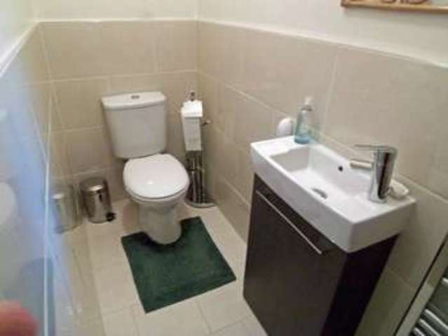  Image of 5 bedroom Detached house for sale in High Street East Markham Newark NG22 at High Street East Markham Newark, NG22 0QJ