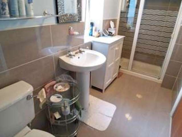  Image of 5 bedroom Detached house for sale in High Street East Markham Newark NG22 at High Street East Markham Newark, NG22 0QJ