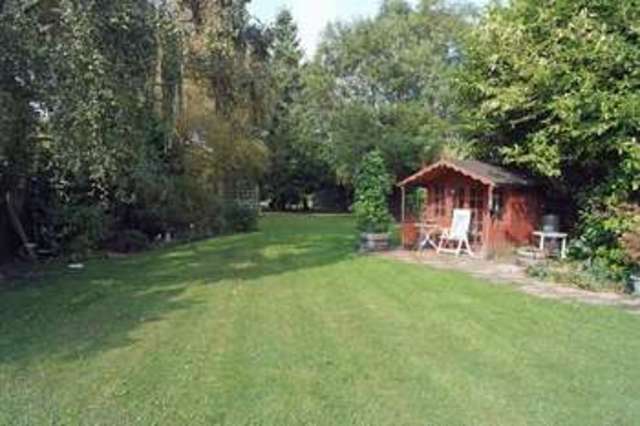  Image of 5 bedroom Detached house for sale in High Street East Markham Newark NG22 at High Street East Markham Newark, NG22 0QJ