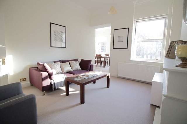  Image of 2 bedroom Apartment to rent in Lexham Gardens London W8 at High Street Kensington London, W8 6JN