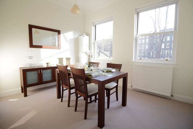  Image of 2 bedroom Apartment to rent in Lexham Gardens London W8 at High Street Kensington London, W8 6JN