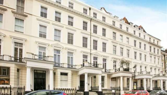  Image of 2 bedroom Apartment to rent in Lexham Gardens London W8 at High Street Kensington London, W8 6JN