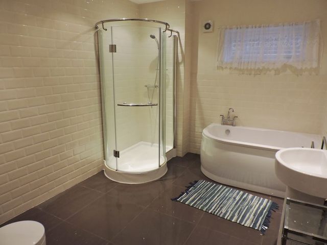  Image of 3 bedroom Semi-Detached house to rent in High Street Lowestoft NR32 at High Street  Lowestoft, NR32 1JB