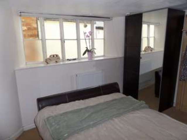  Image of 2 bedroom Flat for sale in High Street Newport Pagnell MK16 at Newport Pagnell, MK16 8AQ