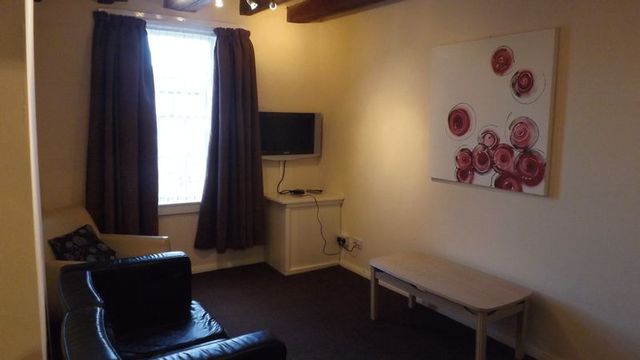  Image of 1 bedroom Flat to rent in High Street Yarm TS15 at High Street  Yarm, TS15 9AE