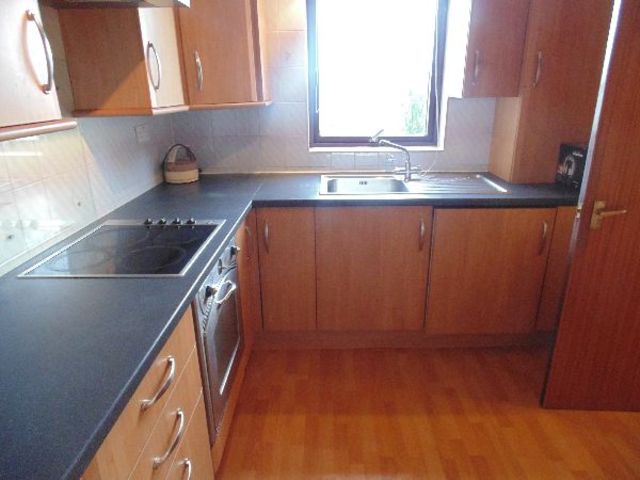  Image of 2 bedroom Flat to rent in High Street Kilmacolm PA13 at Kilmacolm Kilmacolm Inverclyde, PA13 4BP