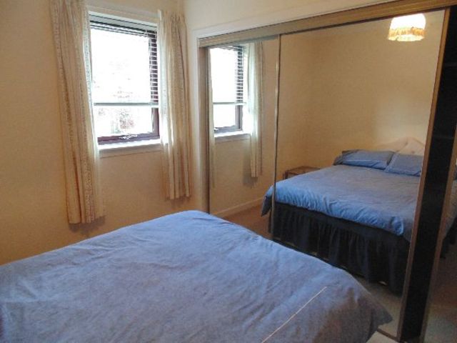 Image of 2 bedroom Flat to rent in High Street Kilmacolm PA13 at Kilmacolm Kilmacolm Inverclyde, PA13 4BP