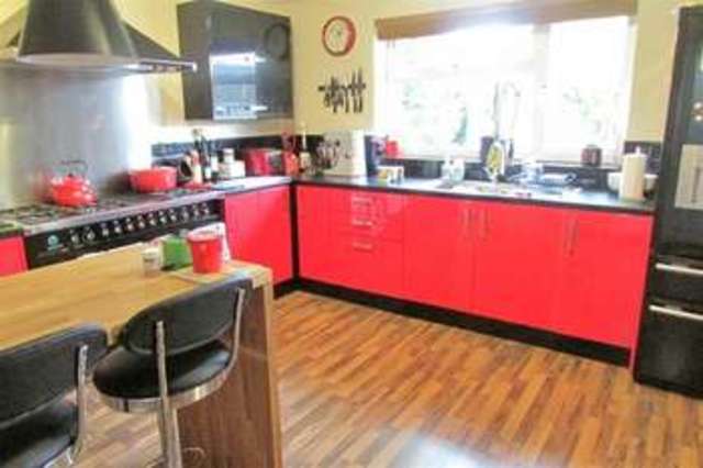  Image of 3 bedroom Detached house for sale in High View Drive Ashcott Bridgwater TA7 at Ashcott, TA7 9QY