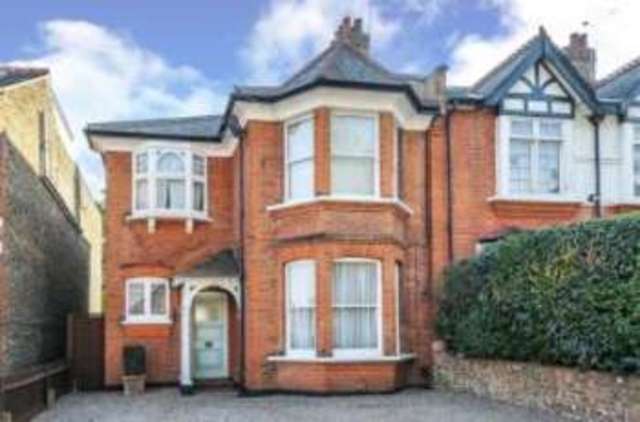  Image of 3 bedroom Maisonette for sale in Higham Road Woodford Green IG8 at Woodford Green  Woodford Green, IG8 9JN
