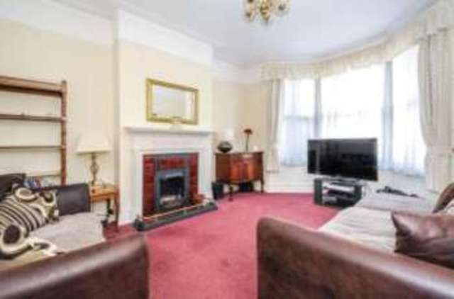  Image of 3 bedroom Maisonette for sale in Higham Road Woodford Green IG8 at Woodford Green  Woodford Green, IG8 9JN