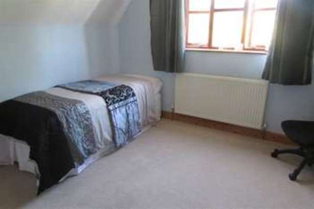  Image of 4 bedroom Detached house for sale in Higher Brooks Street BA16 at Street, BA16 0TX