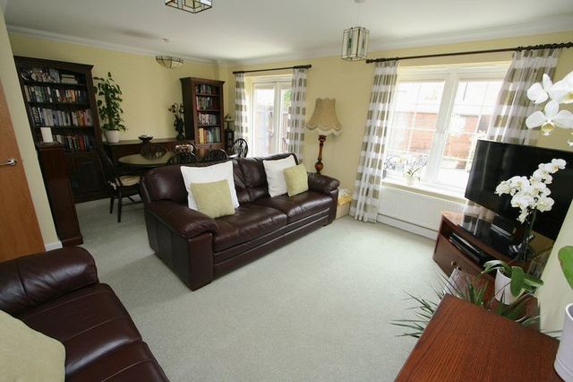  Image of 4 bedroom Semi-Detached house for sale in Highfield Drive Littleport Ely CB6 at Highfield Drive  Littleport, CB6 1GB