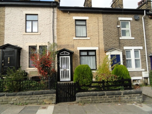  Image of 3 bedroom Terraced house for sale in Highfield Road Frizinghall Bradford BD9 at Frizinghall, Bradford, BD9 4HY