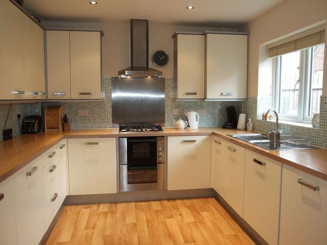  Image of 3 bedroom Semi-Detached house for sale in Highland Drive Loughborough LE11 at Highland Drive  Loughborough, LE11 2HT