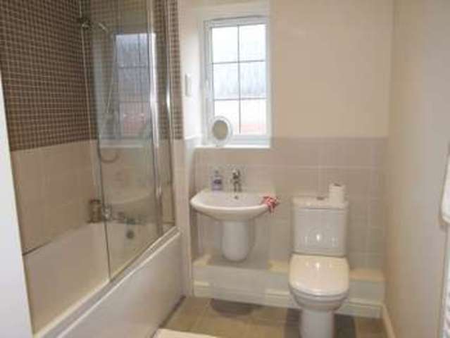  Image of 4 bedroom Detached house for sale in Highland Drive Loughborough LE11 at Highland Drive  Loughborough, LE11 2HU
