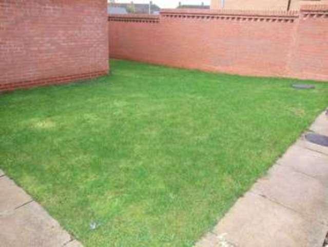  Image of 4 bedroom Detached house for sale in Highland Drive Loughborough LE11 at Highland Drive  Loughborough, LE11 2HU