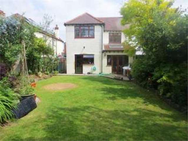  Image of 4 bedroom Semi-Detached house for sale in Highlands Boulevard Leigh-on-Sea SS9 at Highlands Boulevard Leigh on sea Leigh-on-Sea, SS9 3QP