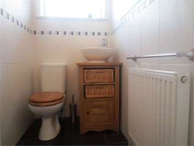  Image of 4 bedroom Semi-Detached house for sale in Highlands Boulevard Leigh-on-Sea SS9 at Highlands Boulevard Leigh on sea Leigh-on-Sea, SS9 3QP